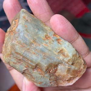 Raw cat's eye stone best sale