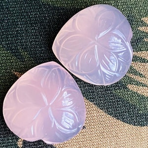 Hart prachtige Rozenkwarts Carving PAAR 19X19mm Rosequartz Carving, Pink Heart AAA+ Rose Gemstone, Hand Carving, Rose Quartz Carved19CT