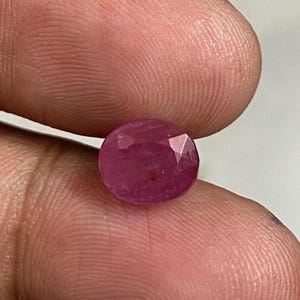 AAA Tadzjikistan Rubin Ädelsten – 3Ct Oval Röd Mineral