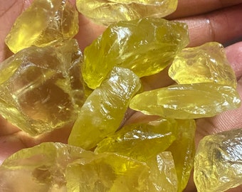 Cristal de cuarzo limón natural: piedra preciosa en bruto para tallar, grado AAA