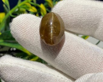 19 Carat Natural Chrysoberyl Cat's Eye Gemstone – Sri Lanka Honey Yellow