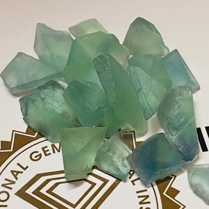 Roher grüner und blauer Fluorit | 10 Stück, 50 Karat, brasilianischer Kristall