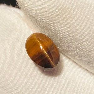 GRÜNE Katzenauge -- Natürliche afrikanische Erde-Mined Katzenauge Unbehandelte Oval 2.45CTS AAA + Qualität lose Edelstein seltene Qualität Katzenauge für Ring