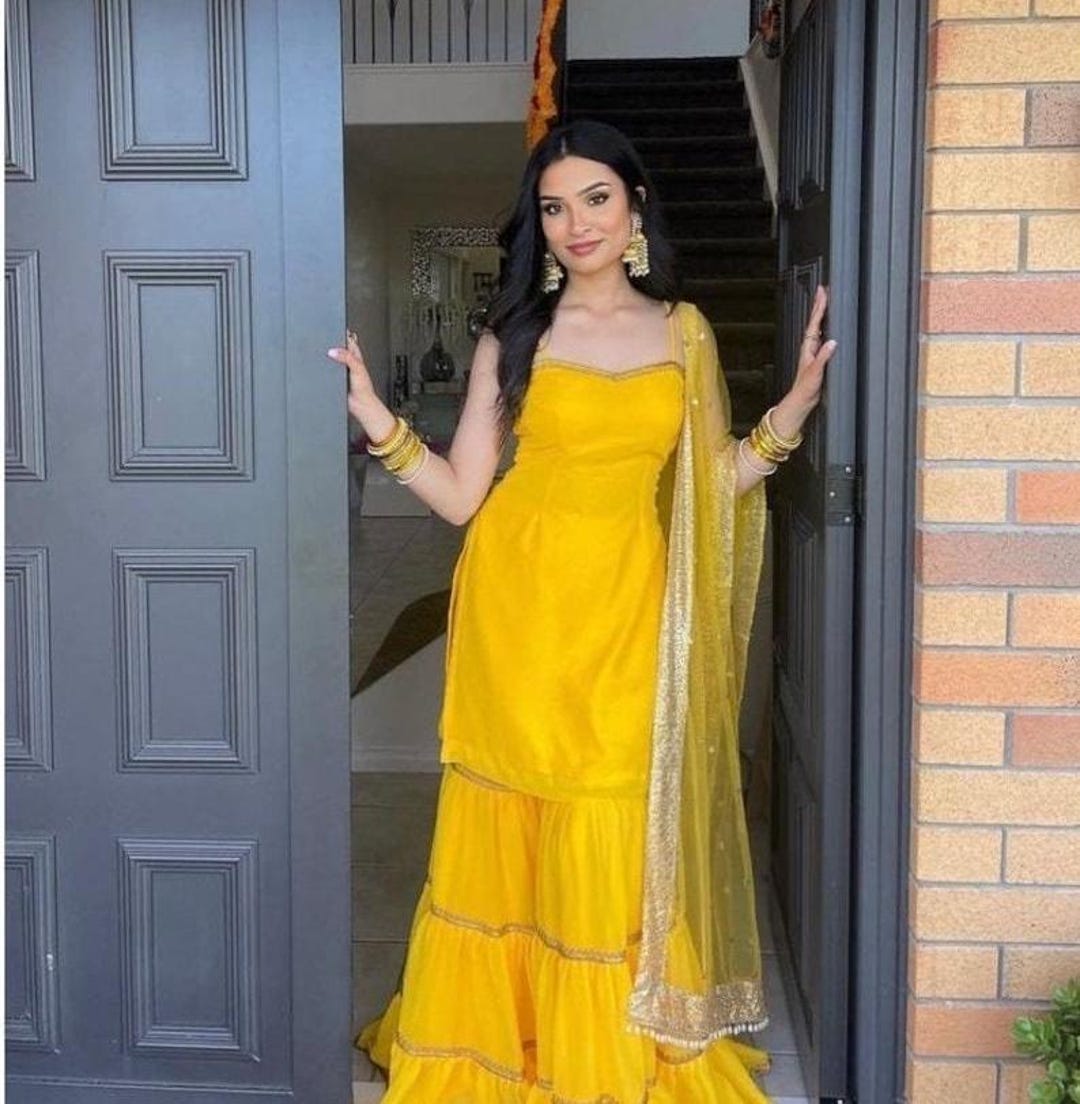 Women Ethnic Kurta With Sharara main image 0