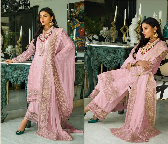 Beautiful Pakistani Salwar Kameez Net 