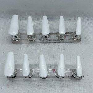 Snowy White PressOn Nail Set