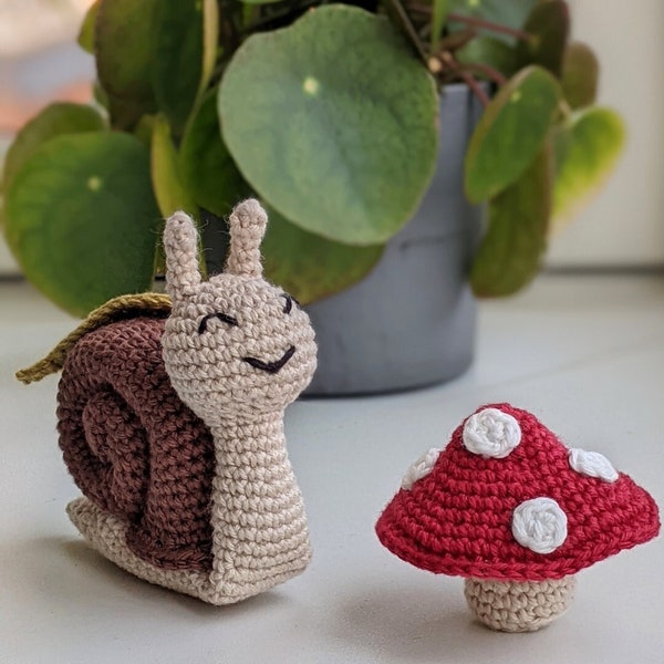 Snail pattern, Crochet snail pdf, PDF pattern, spring theme pattern, cute crochet snail, crochet snail toy, snail pdf pattern