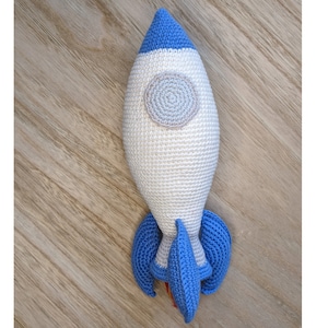 Rocket pattern, crochet rocket, PDF pattern, pdf, space theme pattern, crochet rocket toy
