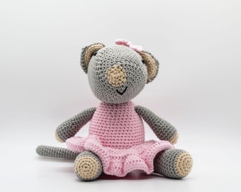 Ms. Mishka, crochet pattern amigurumi, mouse