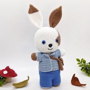 Carrot the Rabbit - crochet PDF pattern