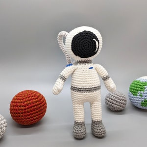 Astronaut pattern, Crochet astronaut pdf, PDF pattern, space theme pattern, cute crochet astronaut, crochet astronaut toy