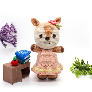 Abbie the deer - crochet pattern, pdf, crochet amigurumi