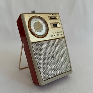 1960s SONY TRW-621 Combination Transistor Radio/alarm Clock - Etsy