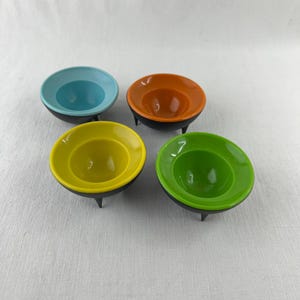 Colourful Mid Century Egg Cups, 1960s Egg Cups Made in Hong Kong, Set of 4 1960s Egg Cups