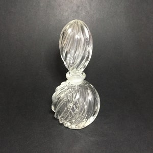 Clear Glass Swirling Pattern Perfume Bottle With Glass Stoppe
