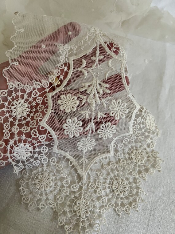 Vintage Net Lace Embroidered Scarf, Lace Scarf - image 7