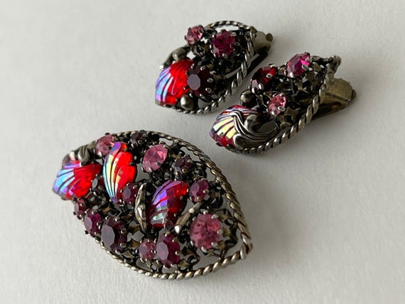 Vintage Austrian Shades of Pink and Red Crystal G… - image 1