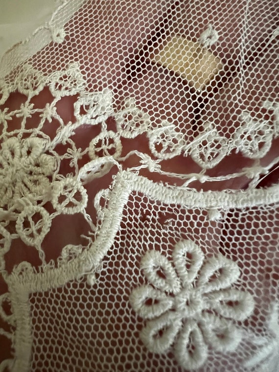 Vintage Net Lace Embroidered Scarf, Lace Scarf - image 9