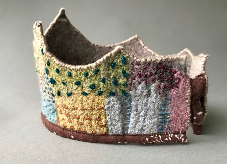 Felted crown earwarmer for girls image 9