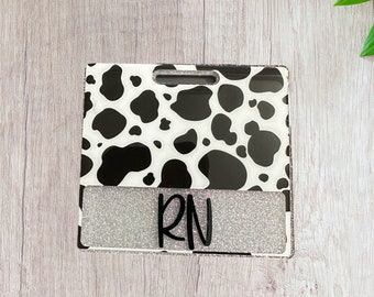 Insignia con estampado de vaca Buddy