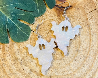 Spooky season, ghost dangle, Halloween, hey boo, fall, wooden earrings