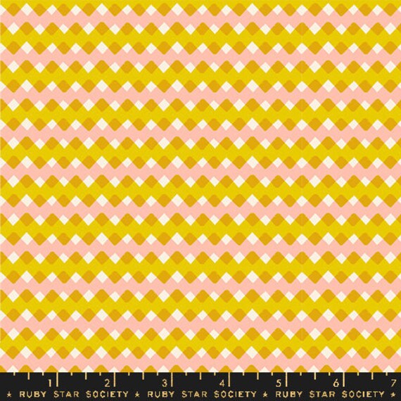 Pivot: Zigga Zagga in Goldenrod Pivot: Zigga Zagga in Goldenrod
