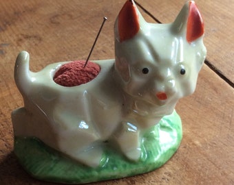 Vintage cubist cat ceramic pin cushion made in Japan figurine lusterware Deco