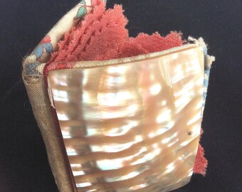 Mother of pearl Needle booklet C1900