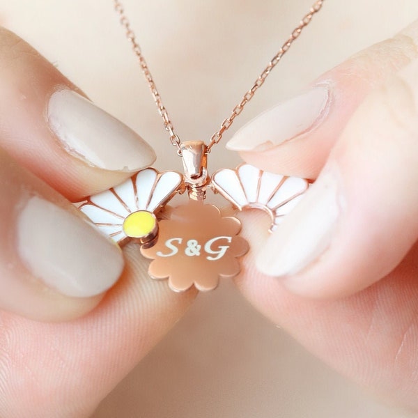 Hidden Daisy Necklace ,  Openable Daisy Necklace ,  Flower lover necklace , Name Necklace , Gift For Her , Valentine Day Gift