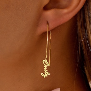 Boucles d'oreilles avec nom personnalisé en or 14 carats | Bague prénom personnalisée avec chaîne en forme de boîte | Pendants d'oreilles avec plaque signalétique | Cadeau pour maman | Cadeau Saint-Valentin
