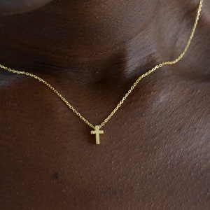 14k Gold Dainty Cross , Handmade Cable Chain , Cross Necklace for Women, Personalized Gifts , Mother’s Day Gift for Mom