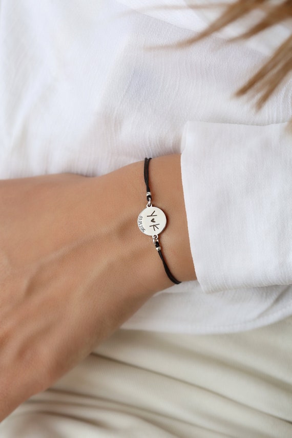 Disc Inscribed Bracelet Personalized Jewelry Custom Jewelry Charm Bracelets Disc Bracelet Charm Bracelet Etsy