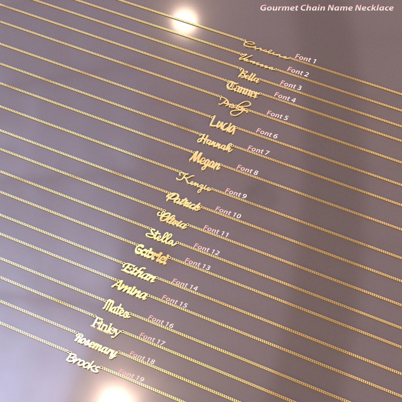 Op de afbeelding: Een weergave van 19 verschillende gouden kettingen met verschillende namen die in verschillende lettertypen zijn geschreven. Elke ketting wordt op een aparte regel weergegeven met de naam en het lettertype nummer ernaast.