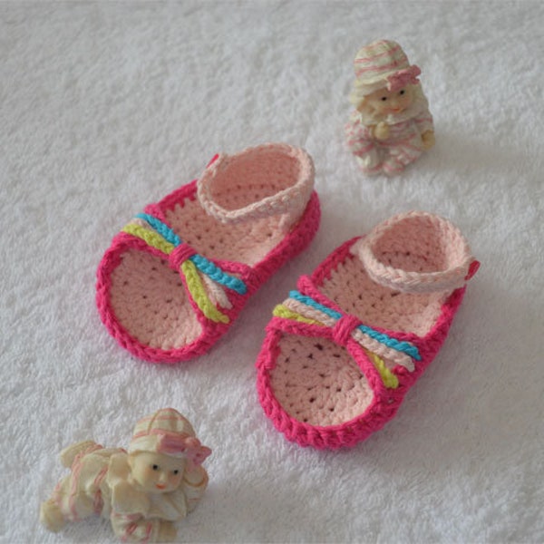 Sandales d'été neuves au crochet pour petite fille 3 mois