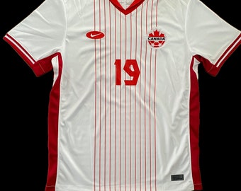 White Away Canada Soccer Jersey 2024 -  LARGE - DAVIES / 19