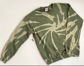 TIE DYE Crewneck in Reverse Women/'s Tie Dye Sweatshirt Women/'s Tie DyeCute Tie DyeHandmade Tie Dye