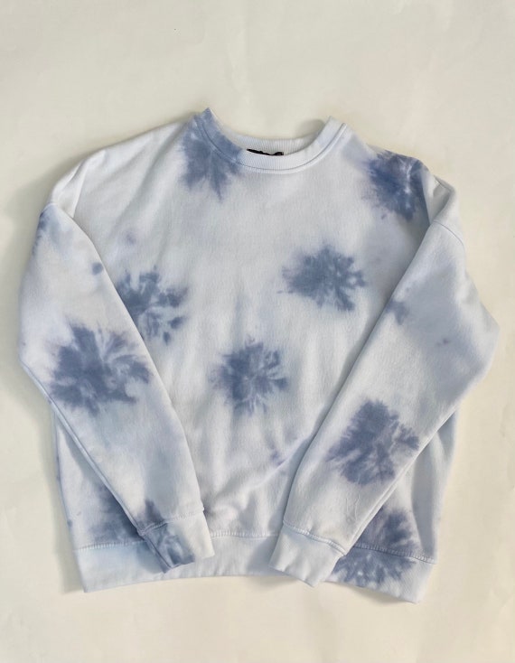 TIE DYE Crewneck in Reverse Women/'s Tie Dye Sweatshirt Women/'s Tie DyeCute Tie DyeHandmade Tie Dye