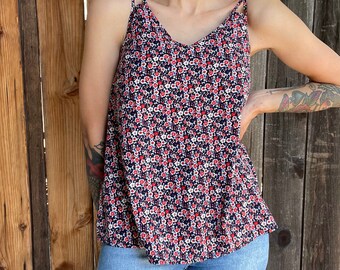 Kaileigh Floral Sleeveless Blouse