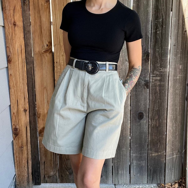 Vintage 1990s Jones New York Khaki High Waisted Pleated Shorts, 28” Waist