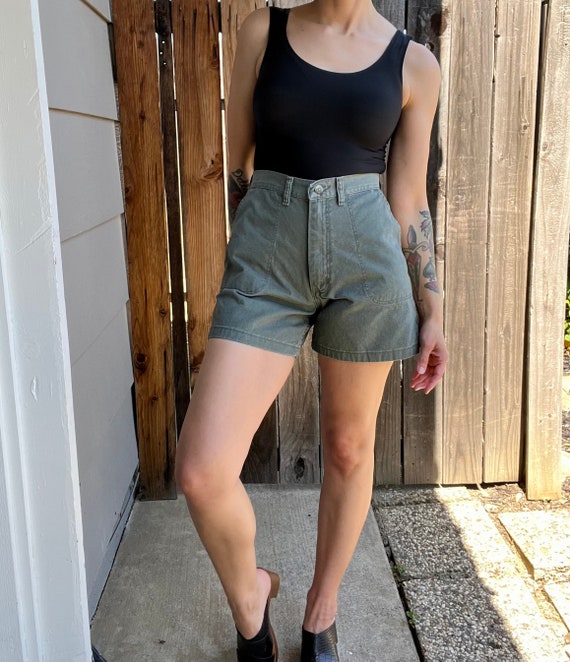 Vintage 1990s Wrangler for Her Olive Khaki Shorts,