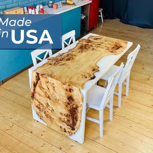 エポキシキッチンテーブル、ウォーターフォールエポキシテーブル、ダイニングテーブル、無垢材ダイニングテーブル、ウォールナットエポキシダイニングテーブル、ウォーターフォールデスク、エポキシ家具