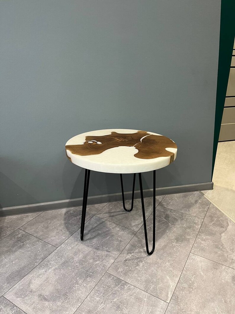 Round Live Edge Table Round Coffee Table Custom Epoxy Coffee Etsy