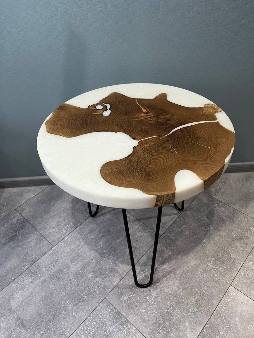 Round Live Edge Table Round Coffee Table Custom Epoxy Coffee Etsy