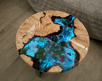 Mesa iluminadora de estanque Koi - Pieza de arte de resina hecha a mano que brilla en la oscuridad para la elegancia de la sala de estar y el regalo de ocasiones especiales, mesa epoxi