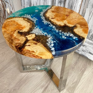 Runder Epoxy River Couchtisch, Küstenharz-Kunsttisch, einzigartiger handgefertigter hölzerner Sofa-Beistelltisch, Hochzeitsjubiläumsgeschenk