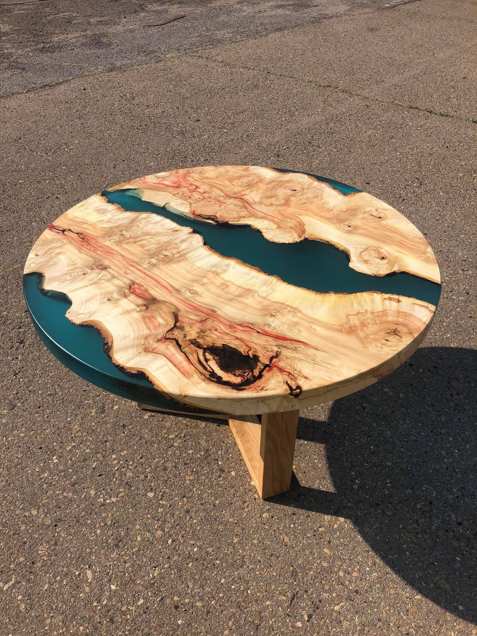 Round Resin Table Round coffee table Resin table dining Etsy