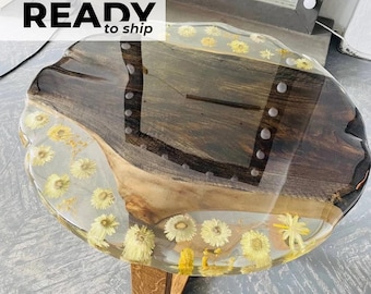 Ready to Ship Wildflower Clear Epoxy Coffee Table, Custom Round Floral Resin Table, Wood&Flower Farmhouse Table, Accent Walnut Center Table