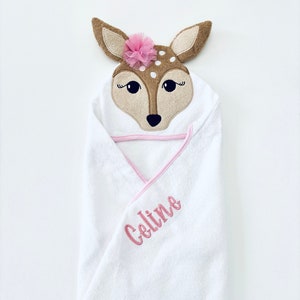 Personalized Hooded Baby Towel, Personalized Baby Towel, Cotton Towel, Baby Gift, Embroidered Towel, Deer Bath Towel