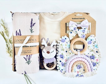 Neue Baby Mädchen Geschenk Hand bestickt Baby Romper Neugeborenen Geschenk Lavendel Musselin Decke Floral Baby Lätzchen häkeln Deer Rassel Baby Geschenkbox