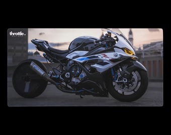 BMW geïnspireerde S1000RR-gamingmuismat #026 - grote en XL verlengde bureaumat - antislip motorfietsontwerp - soepele precisiebediening